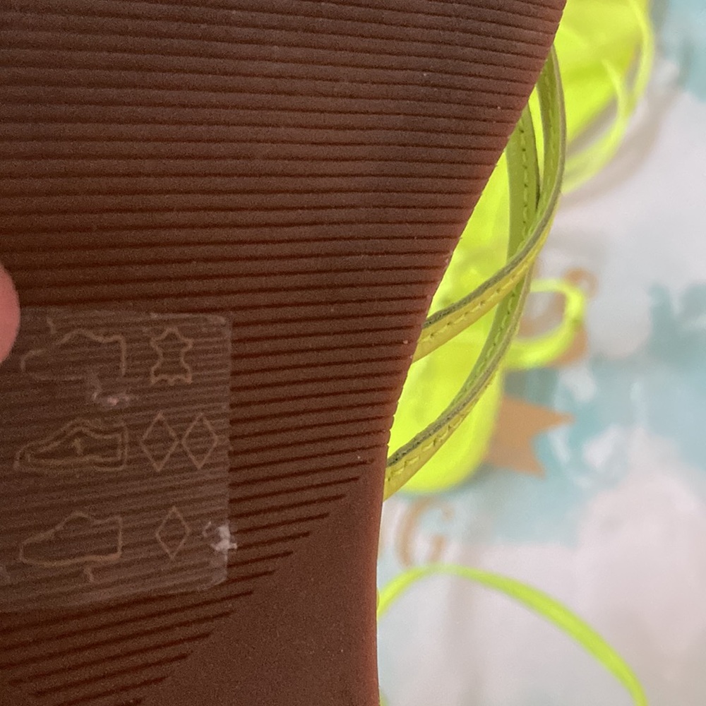 ALDO - highlighter yellow tie up sandals - Picture 6 of 6